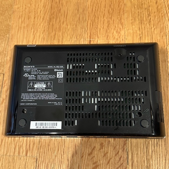 Sony Internet Player Model No. NSZ-GS8 - Picture 4 of 7